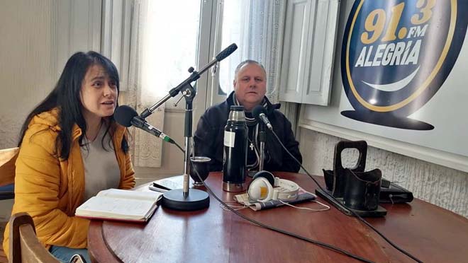 La visita a la Radio de Carmen Fusco y José Luis Presentado integrantes Lista 20115 Partido Colorado