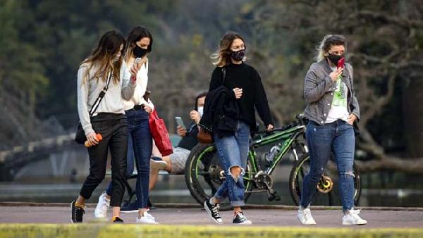 Coronavirus en Argentina: Suspenden las reuniones sociales en todo el país